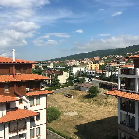شقة Olymp